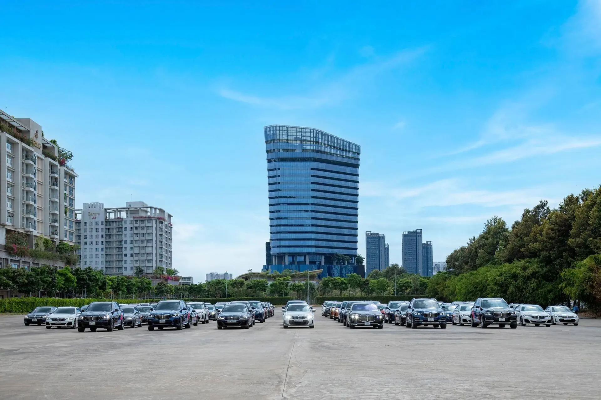 THACO TÀI TRỢ PHƯƠNG TIỆN VẬN CHUYỂN CHO LIÊN HOAN PHIM QUỐC TẾ TP.HCM LẦN THỨ 1 - NĂM 2024